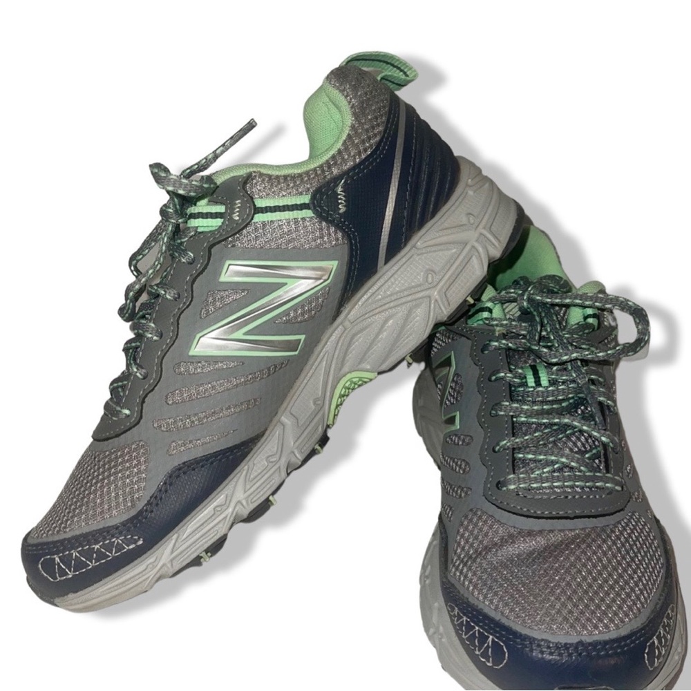 New Balance All Terrain Running Shoes Sneakers Green Gray Size 7.5 - Picture 3 of 5